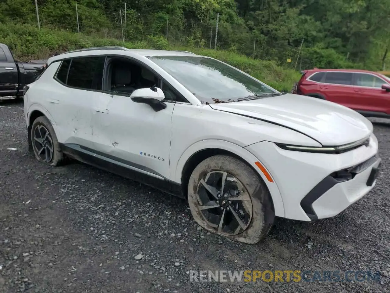 4 Photograph of a damaged car 3GN7DLRP1RS260215 CHEVROLET EQUINOX 2024