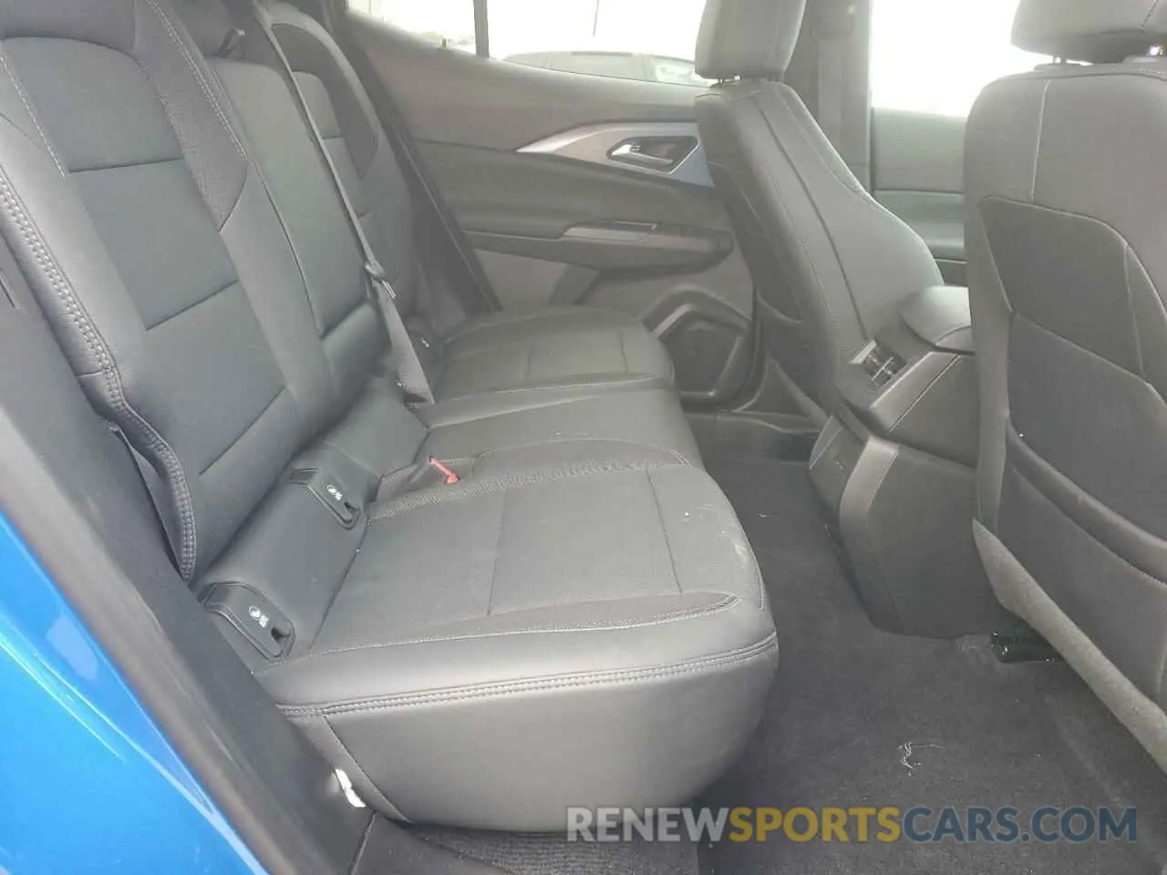 11 Photograph of a damaged car 3GN7DLRP1RS261817 CHEVROLET EQUINOX 2024