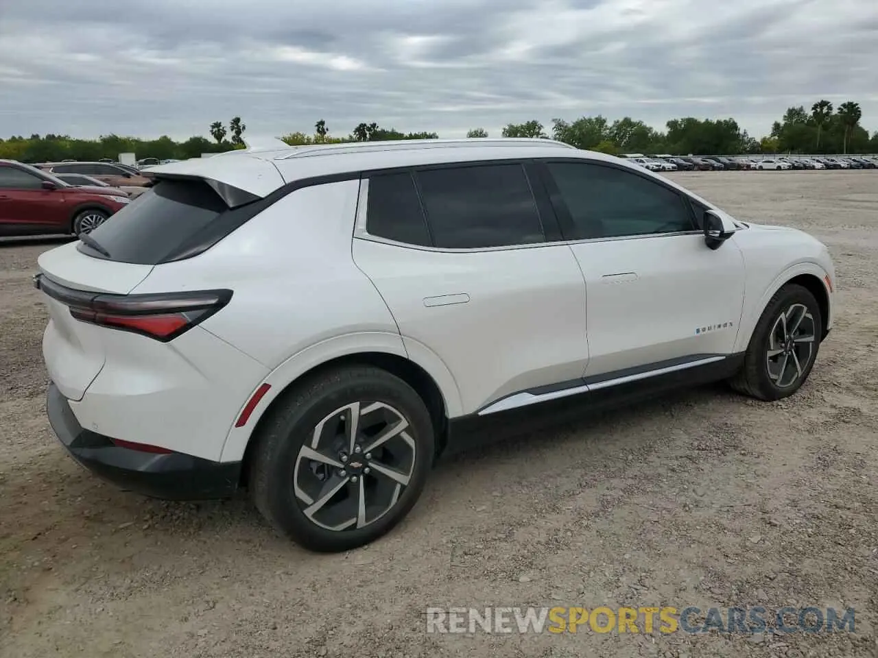 3 Photograph of a damaged car 3GN7DLRP6RS280587 CHEVROLET EQUINOX 2024
