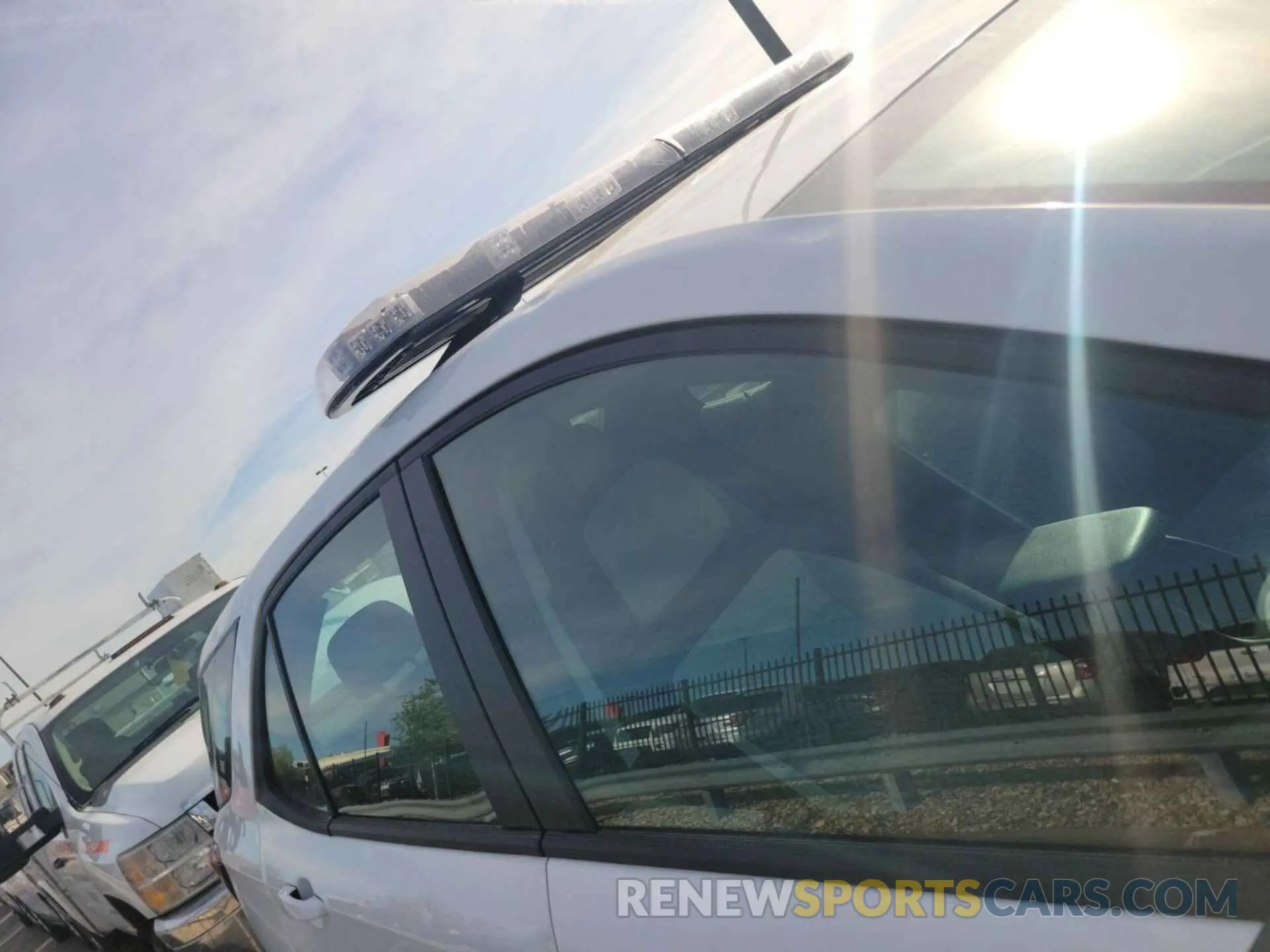 11 Photograph of a damaged car 3GNAX5EG0RL261624 CHEVROLET EQUINOX 2024