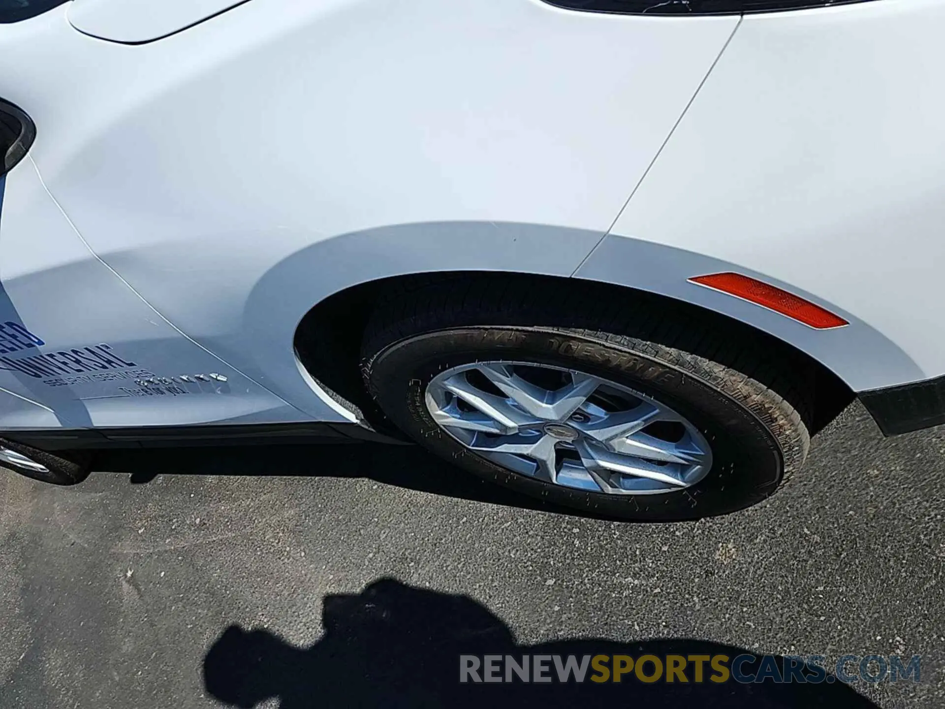 26 Photograph of a damaged car 3GNAX5EG1RL261437 CHEVROLET EQUINOX 2024