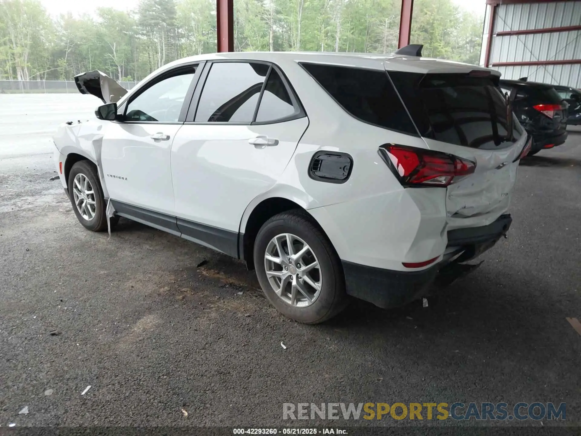 3 Photograph of a damaged car 3GNAX5EG1RL303895 CHEVROLET EQUINOX 2024
