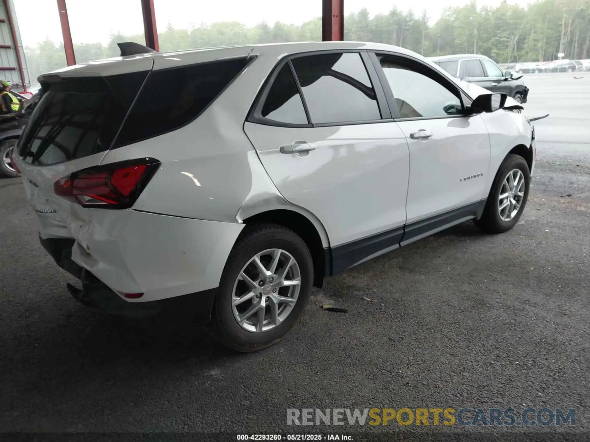 4 Photograph of a damaged car 3GNAX5EG1RL303895 CHEVROLET EQUINOX 2024
