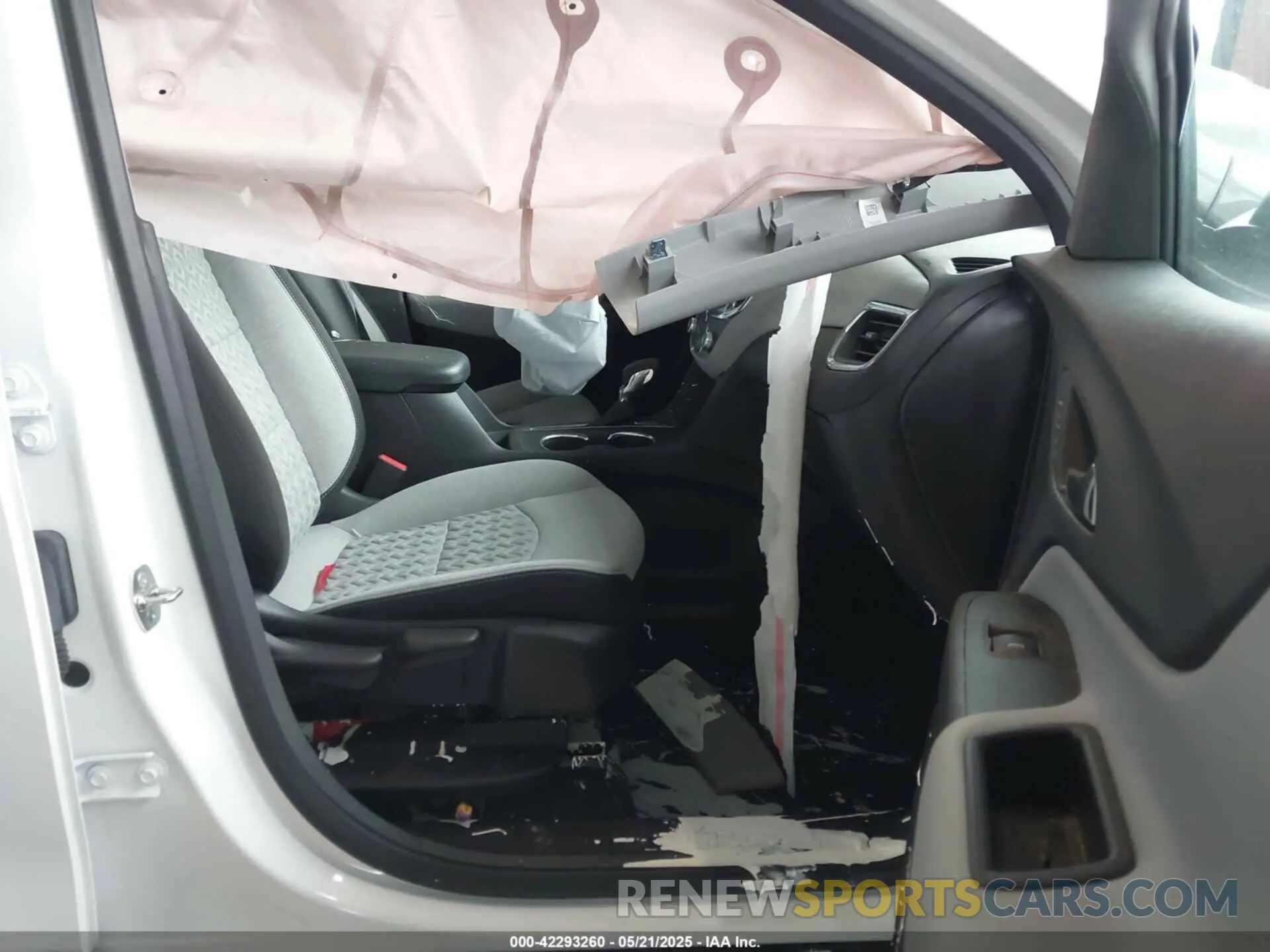 5 Photograph of a damaged car 3GNAX5EG1RL303895 CHEVROLET EQUINOX 2024