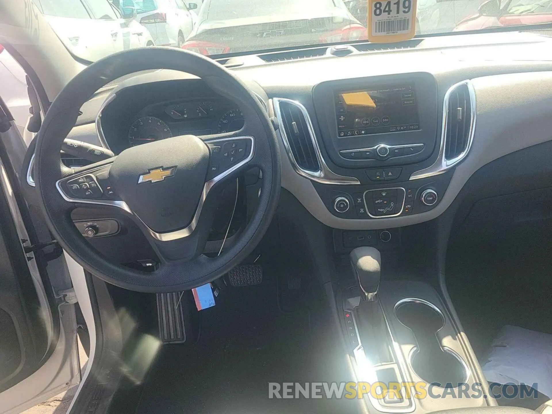 11 Photograph of a damaged car 3GNAX5EG2RL261687 CHEVROLET EQUINOX 2024