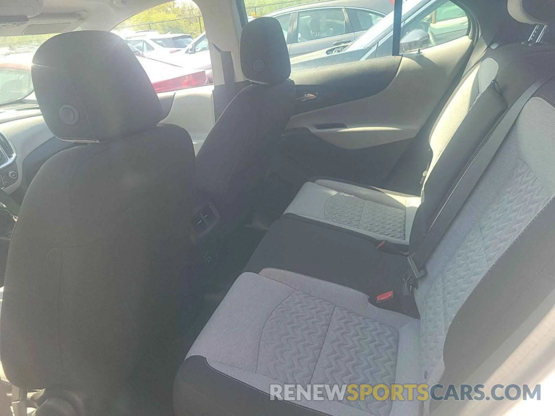 21 Photograph of a damaged car 3GNAX5EG2RL261687 CHEVROLET EQUINOX 2024