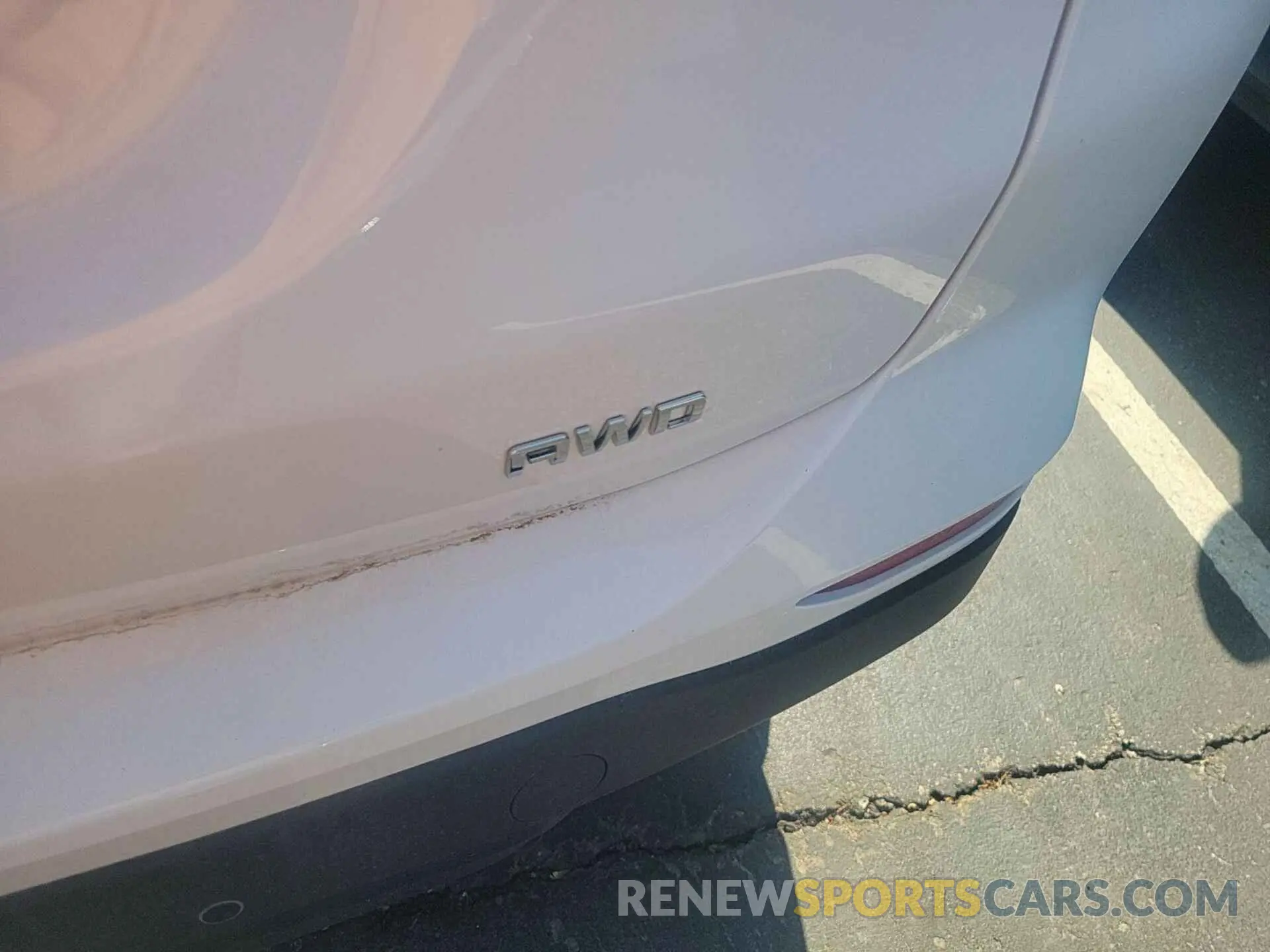 6 Photograph of a damaged car 3GNAX5EG2RL261687 CHEVROLET EQUINOX 2024