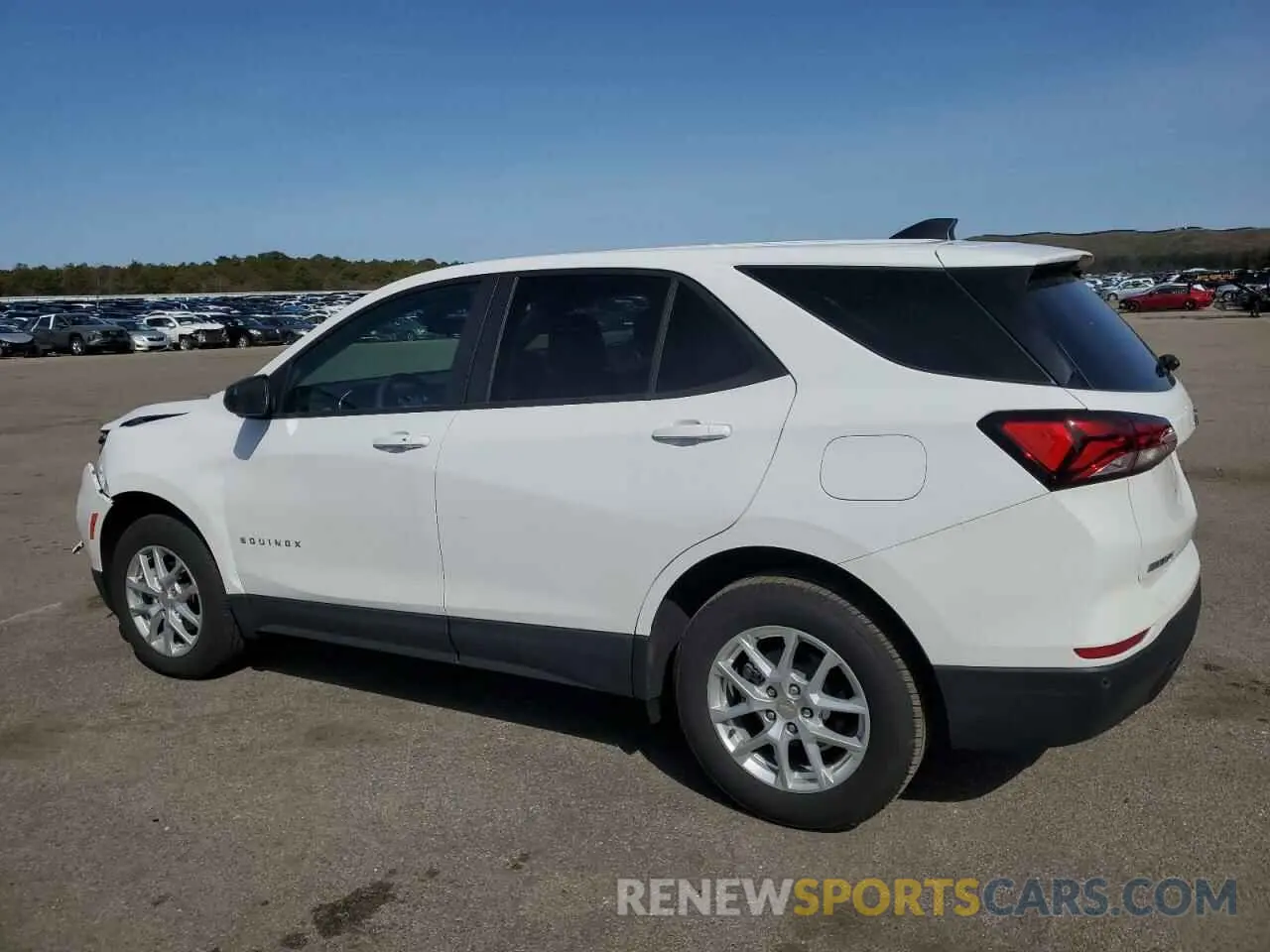 2 Photograph of a damaged car 3GNAX5EG2RL294253 CHEVROLET EQUINOX 2024