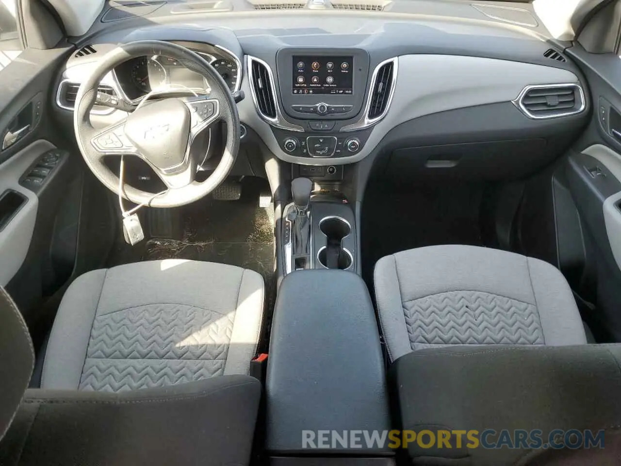 8 Photograph of a damaged car 3GNAX5EG2RL294253 CHEVROLET EQUINOX 2024