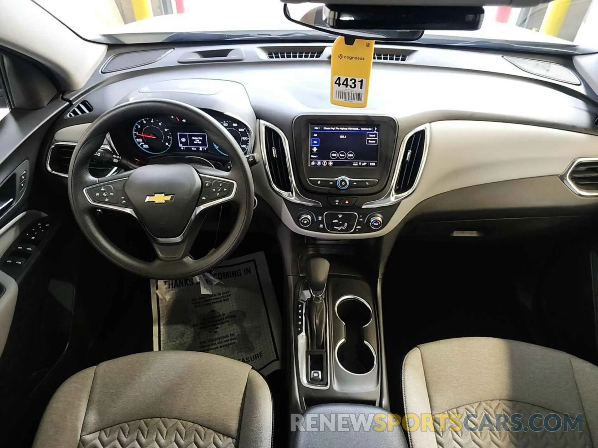 29 Photograph of a damaged car 3GNAX5EG6RL261482 CHEVROLET EQUINOX 2024