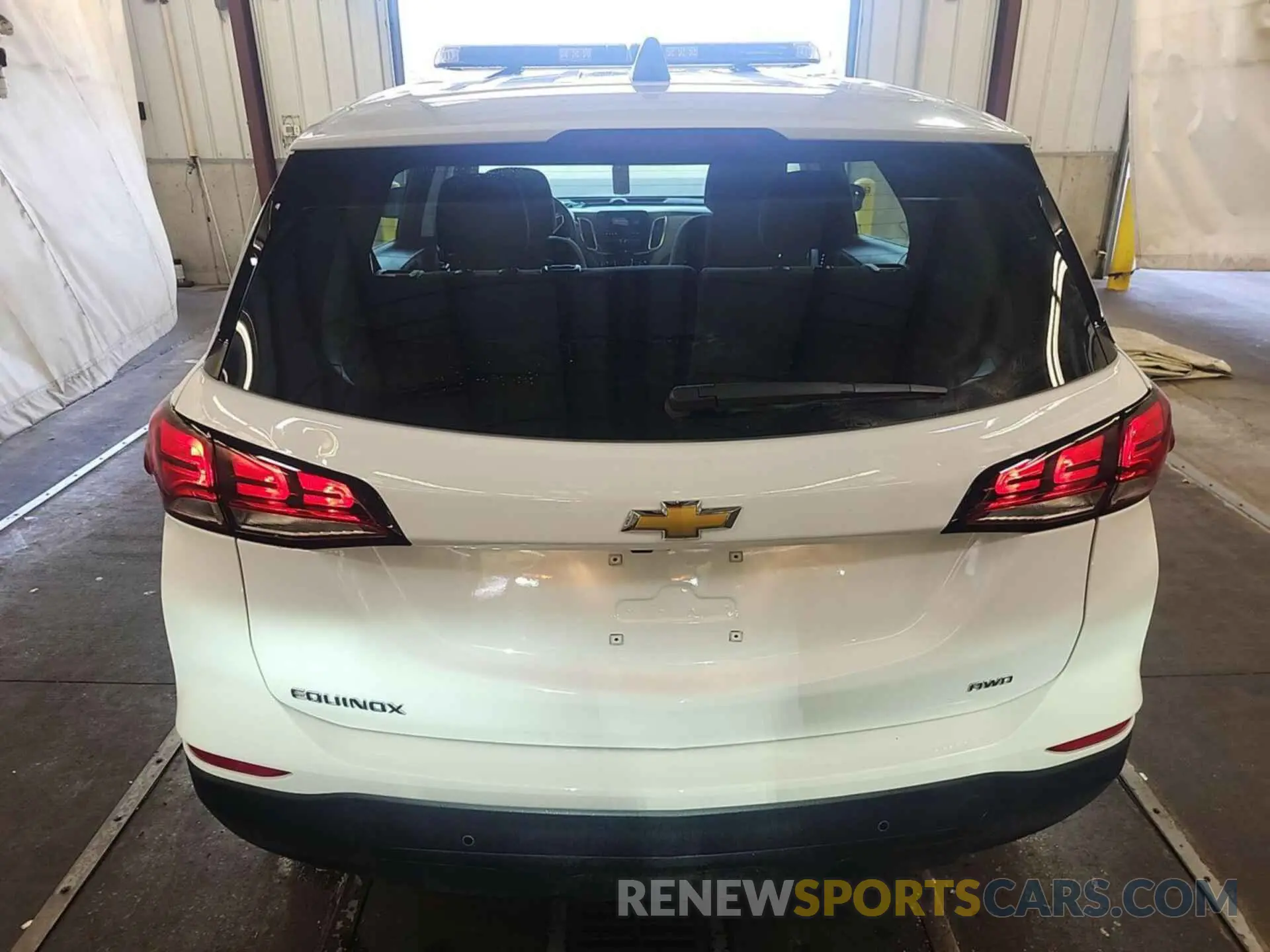 25 Photograph of a damaged car 3GNAX5EG7RL261670 CHEVROLET EQUINOX 2024
