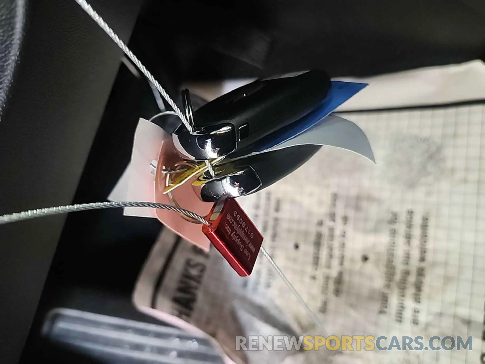 27 Photograph of a damaged car 3GNAX5EG7RL261670 CHEVROLET EQUINOX 2024