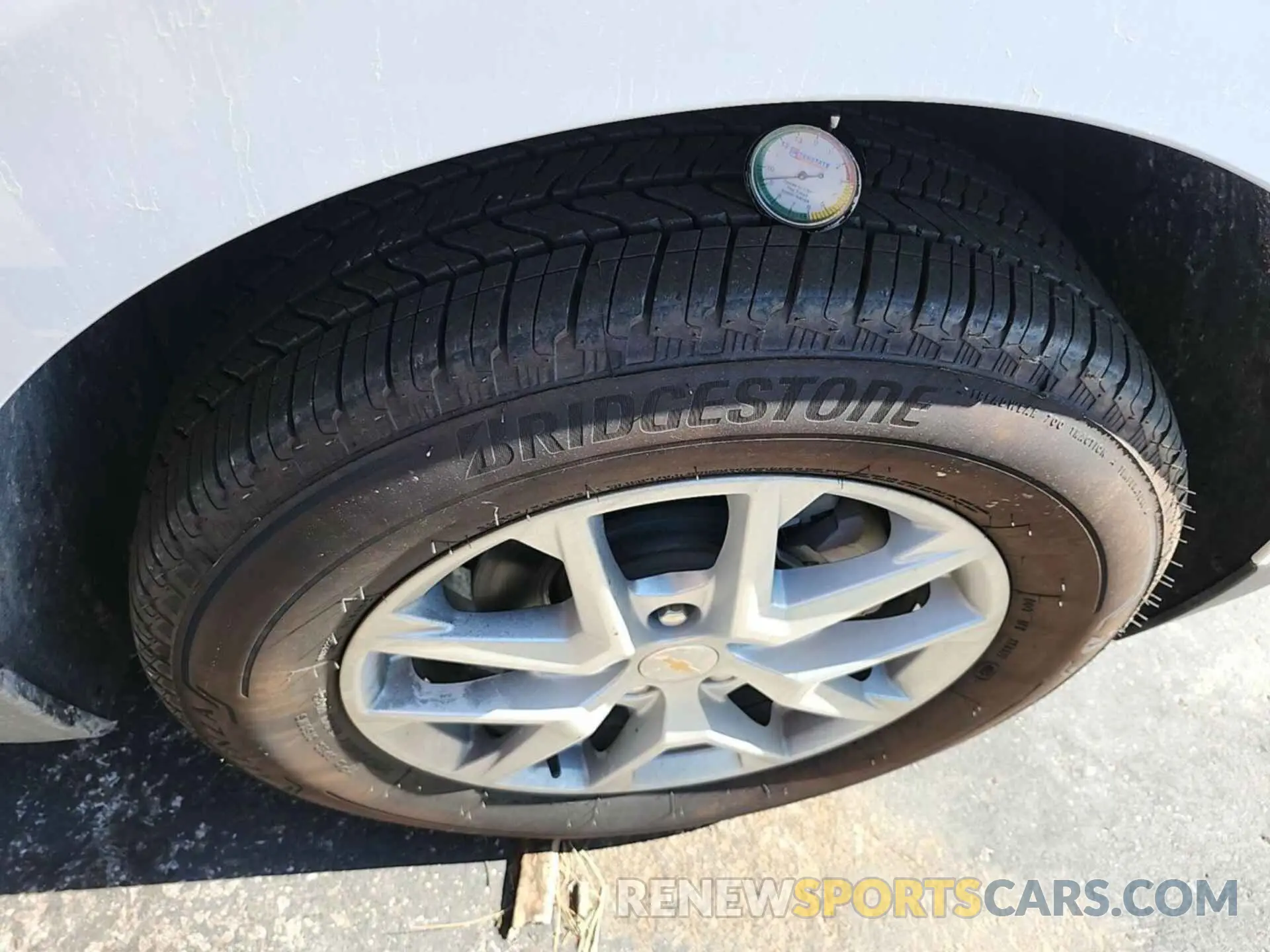 16 Photograph of a damaged car 3GNAX5EGXRL261498 CHEVROLET EQUINOX 2024