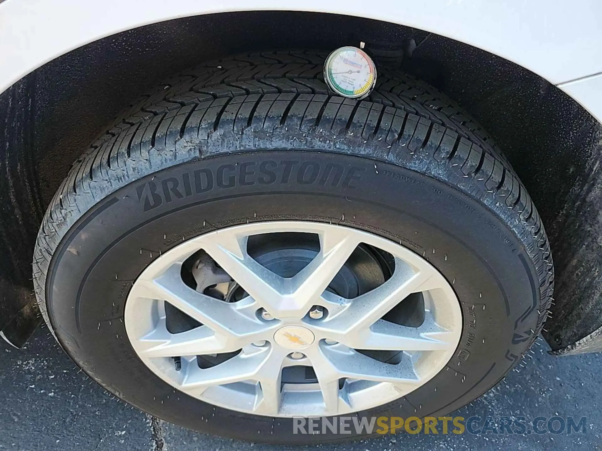 8 Photograph of a damaged car 3GNAX5EGXRL261498 CHEVROLET EQUINOX 2024
