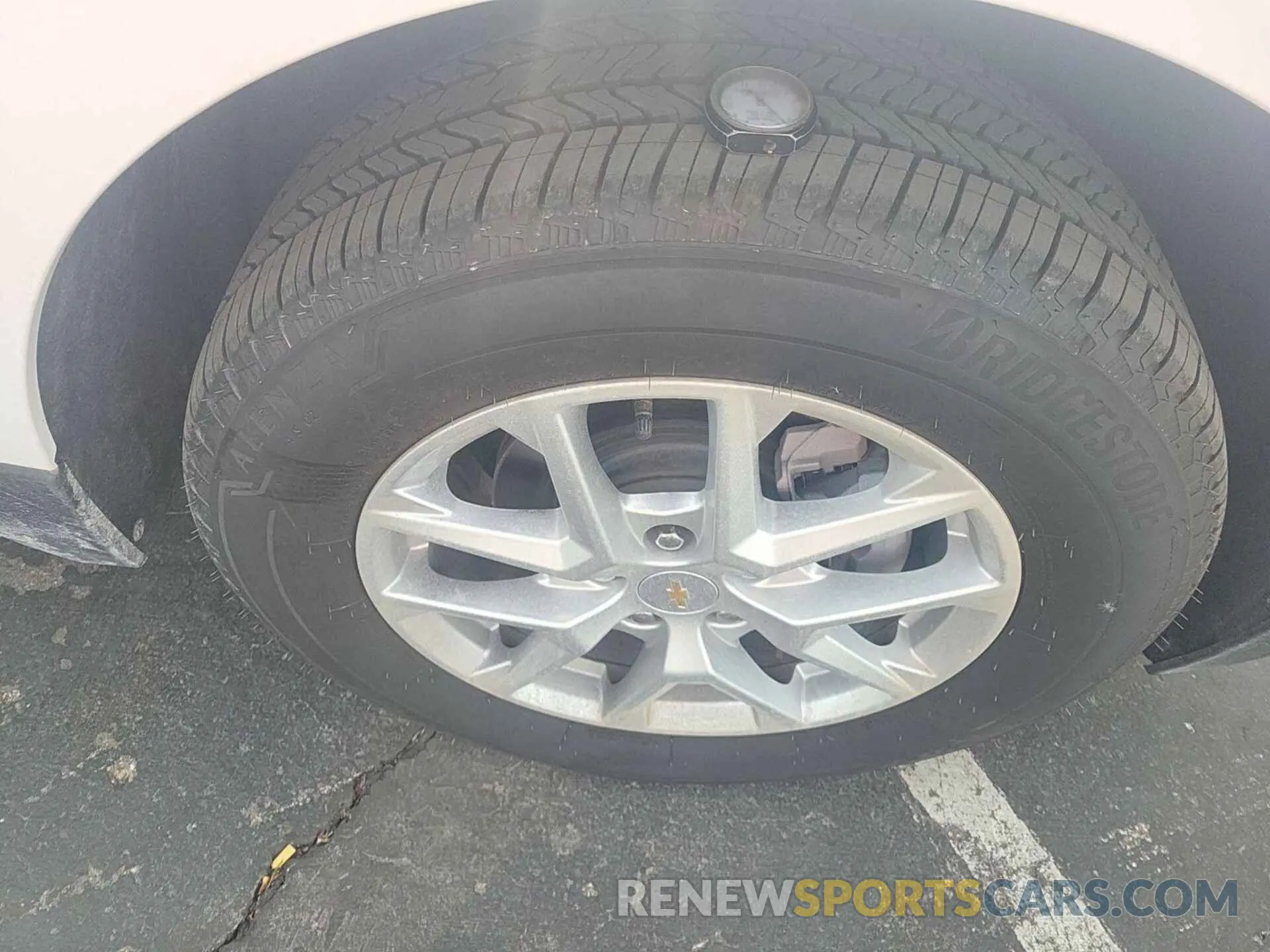 13 Photograph of a damaged car 3GNAX5EGXRL261565 CHEVROLET EQUINOX 2024