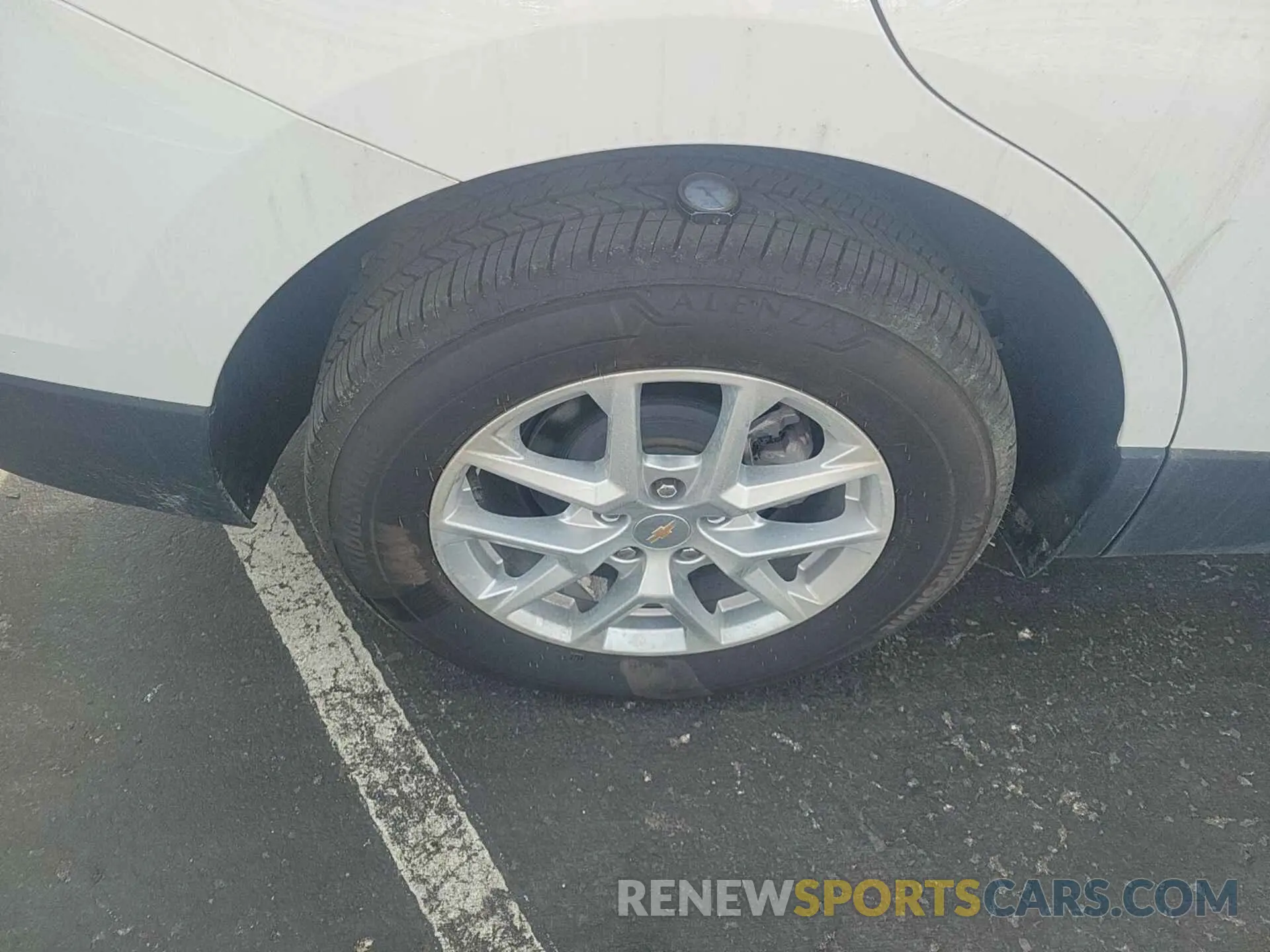 4 Photograph of a damaged car 3GNAX5EGXRL261565 CHEVROLET EQUINOX 2024