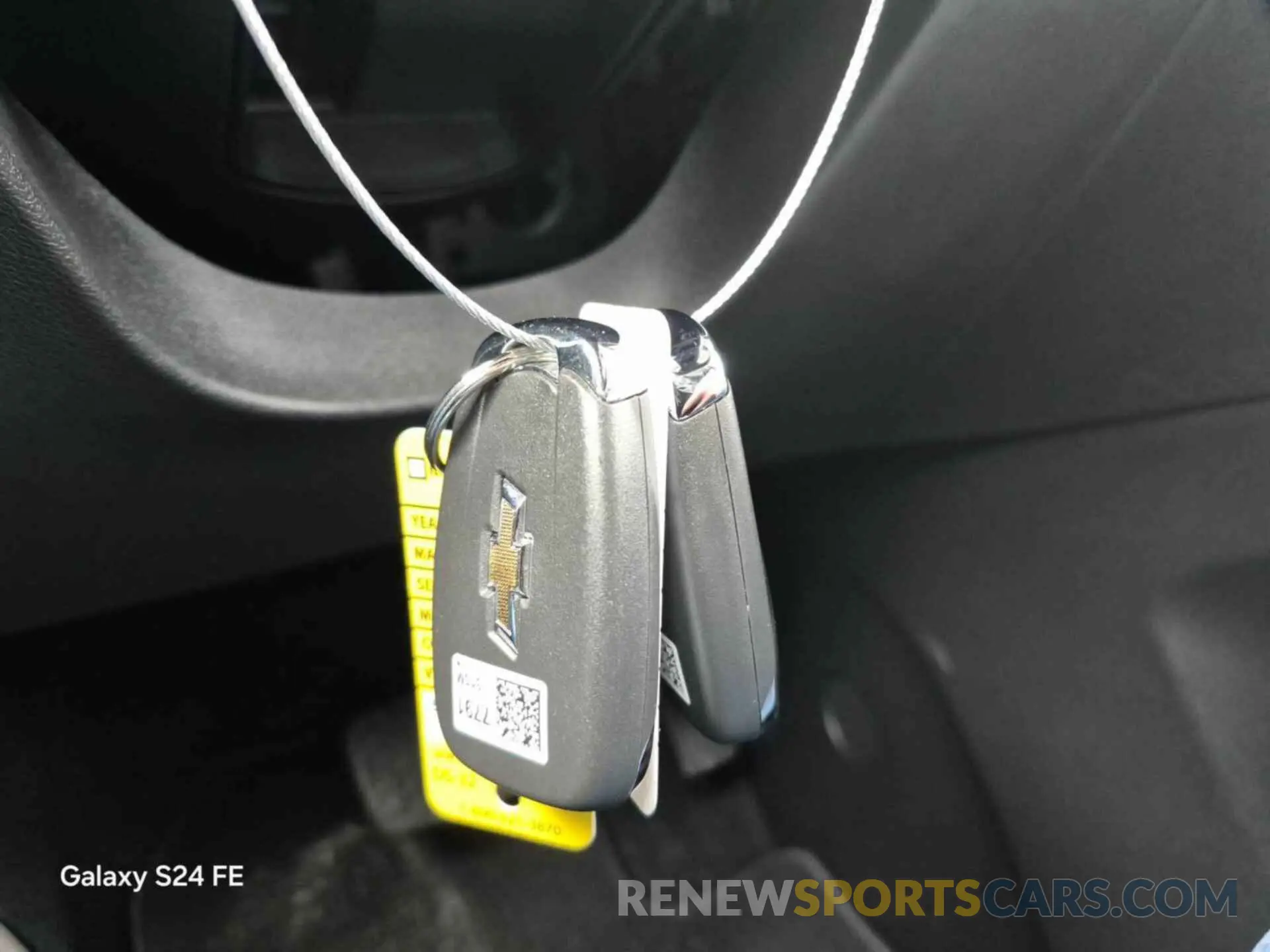 3 Photograph of a damaged car 3GNAXFEG0RL259037 CHEVROLET EQUINOX 2024
