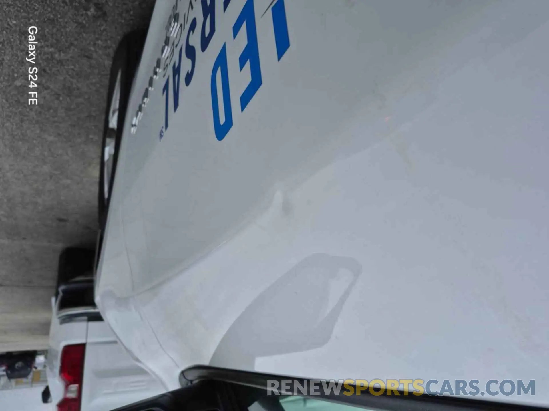4 Photograph of a damaged car 3GNAXFEG0RL259037 CHEVROLET EQUINOX 2024