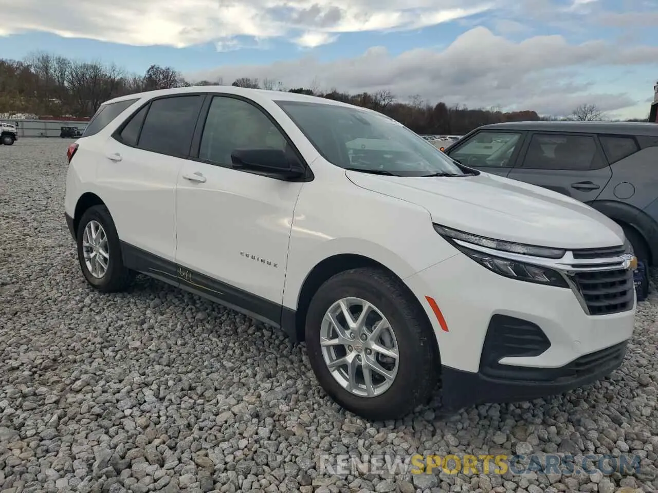 4 Photograph of a damaged car 3GNAXFEG1RL304485 CHEVROLET EQUINOX 2024