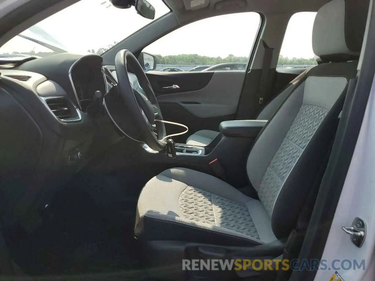 7 Photograph of a damaged car 3GNAXFEG2RL270802 CHEVROLET EQUINOX 2024