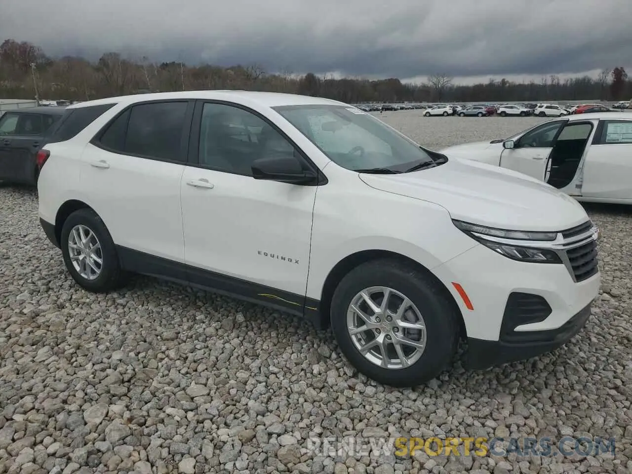 4 Photograph of a damaged car 3GNAXFEG3RL319151 CHEVROLET EQUINOX 2024