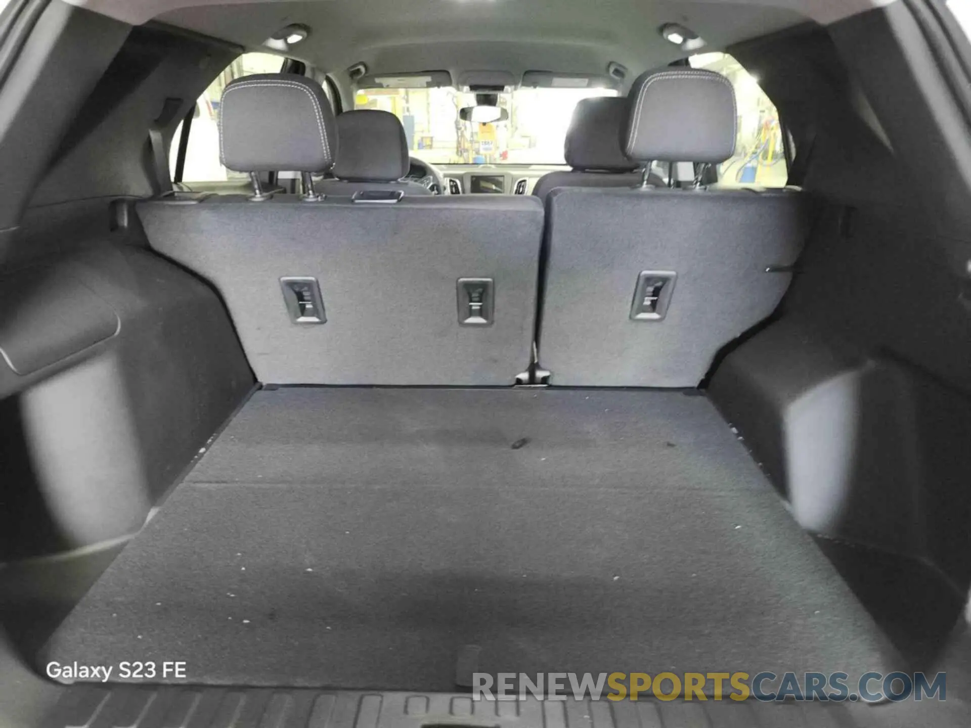8 Photograph of a damaged car 3GNAXFEG5RL259230 CHEVROLET EQUINOX 2024
