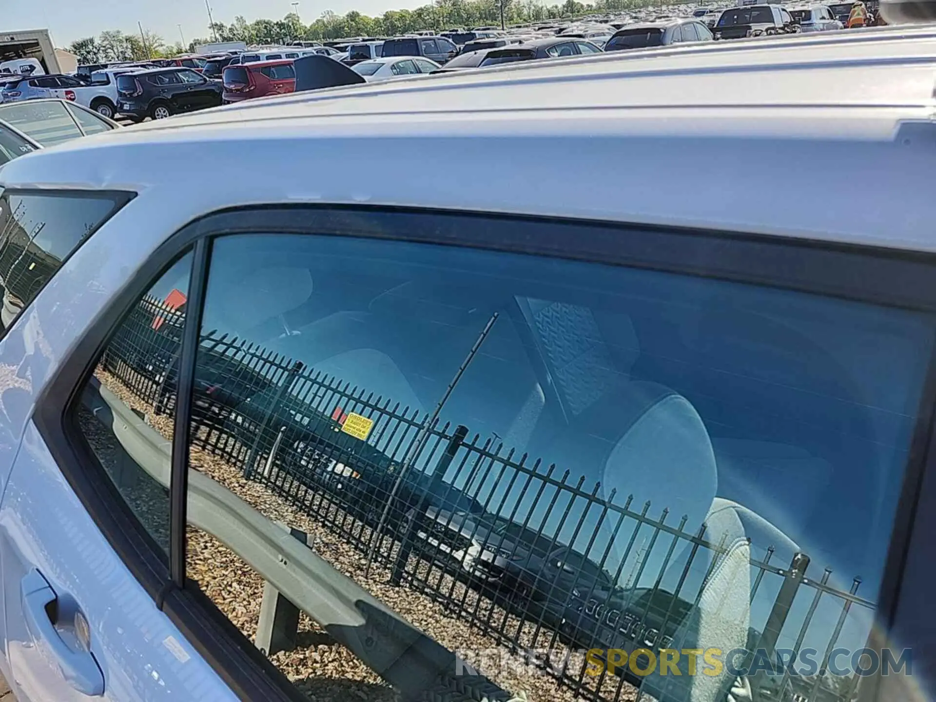 5 Photograph of a damaged car 3GNAXFEG8RL259173 CHEVROLET EQUINOX 2024