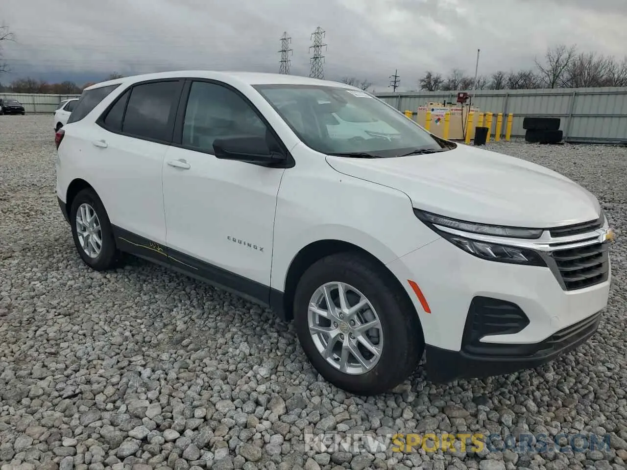 4 Photograph of a damaged car 3GNAXFEGXRL304484 CHEVROLET EQUINOX 2024