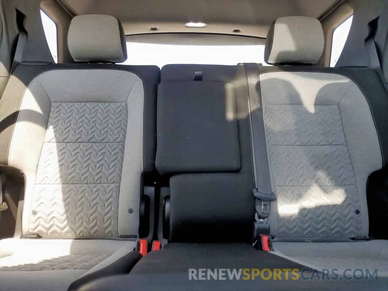 10 Photograph of a damaged car 3GNAXHEG0RL183721 CHEVROLET EQUINOX 2024