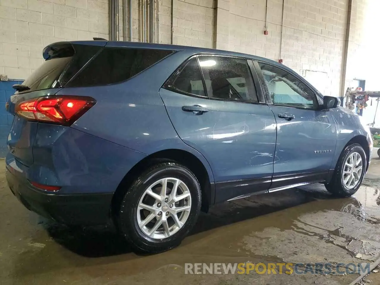 3 Photograph of a damaged car 3GNAXHEG0RL209038 CHEVROLET EQUINOX 2024