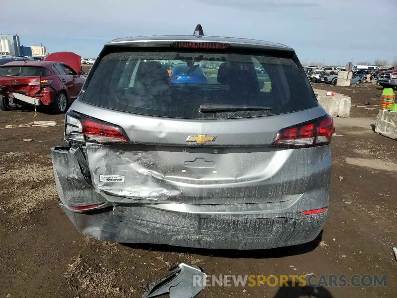 6 Photograph of a damaged car 3GNAXHEG0RL217852 CHEVROLET EQUINOX 2024