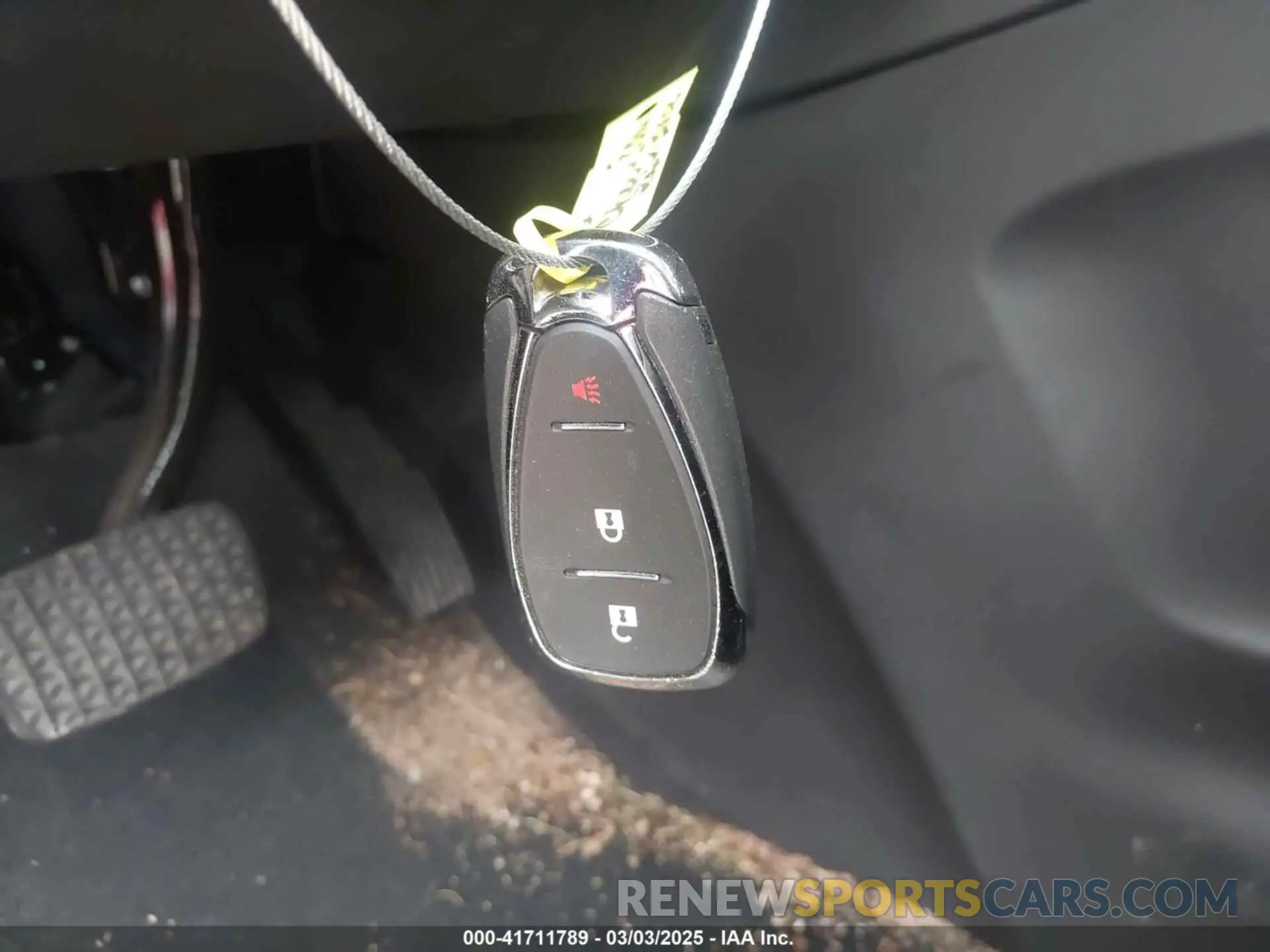 11 Photograph of a damaged car 3GNAXHEG0RL238118 CHEVROLET EQUINOX 2024