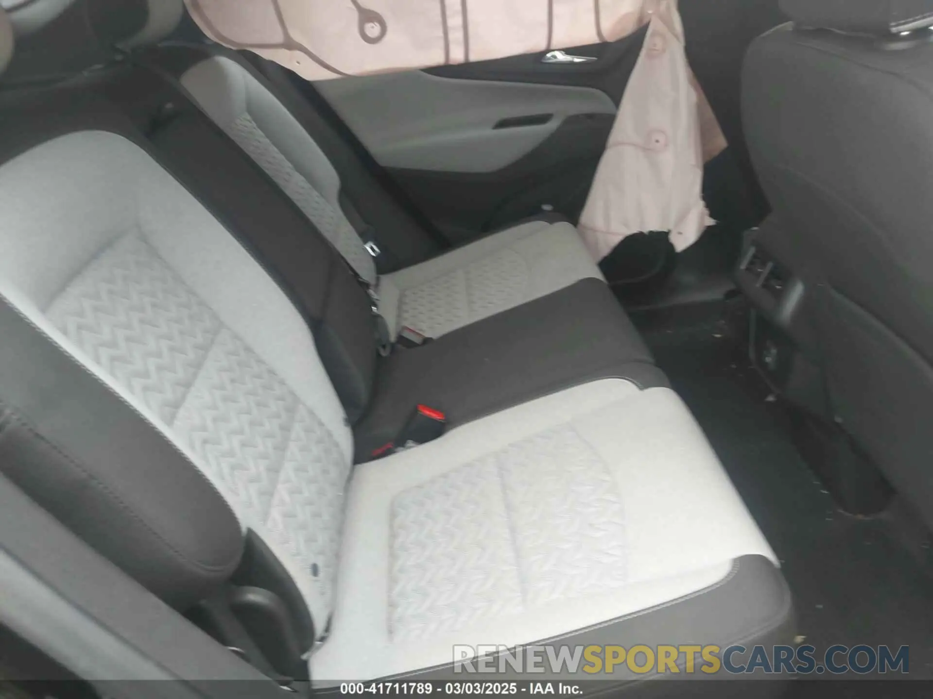 8 Photograph of a damaged car 3GNAXHEG0RL238118 CHEVROLET EQUINOX 2024