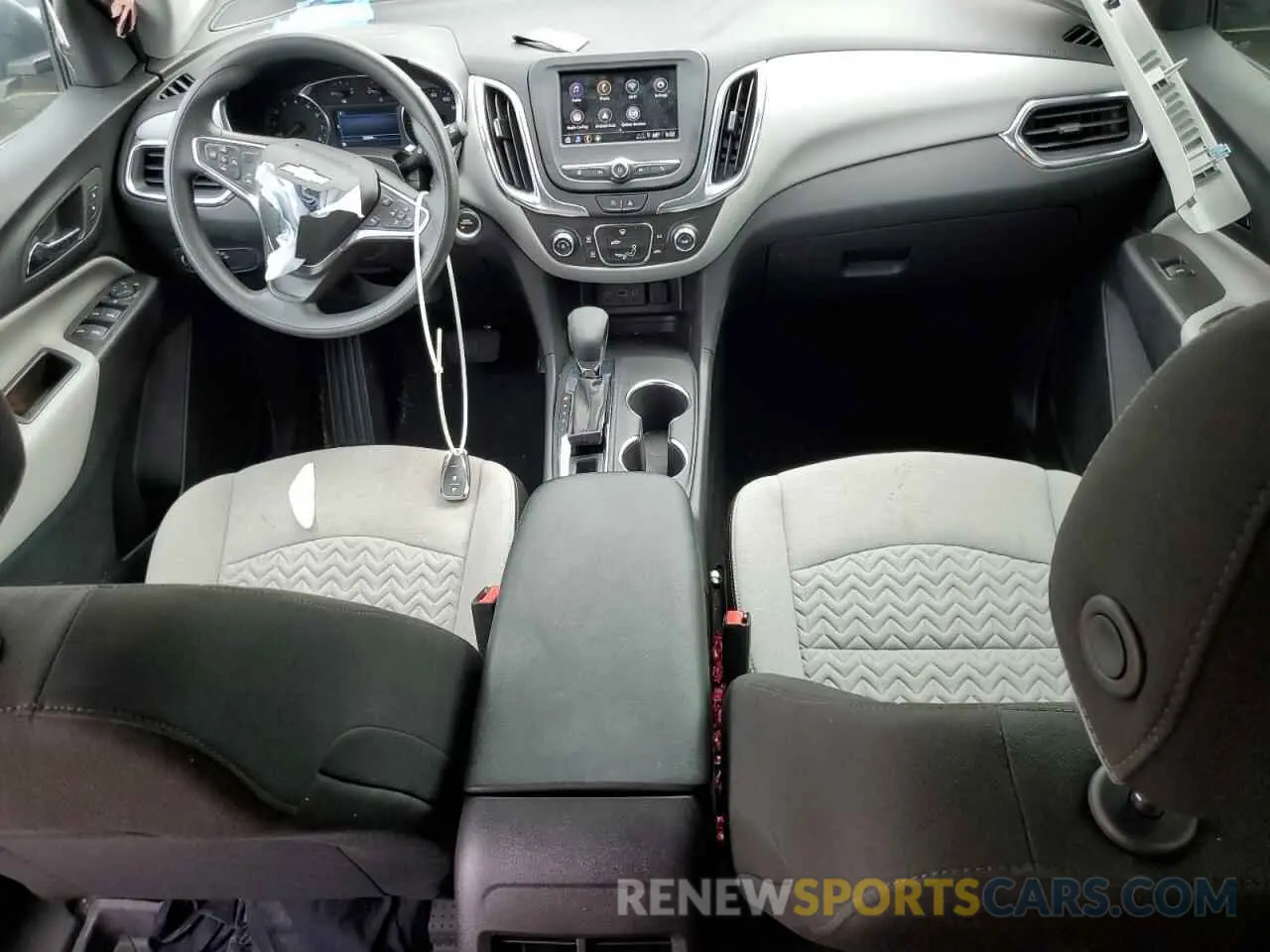 8 Photograph of a damaged car 3GNAXHEG0RL366097 CHEVROLET EQUINOX 2024