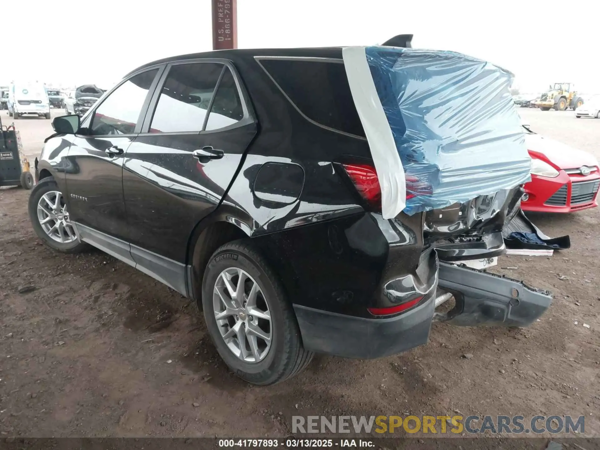 3 Photograph of a damaged car 3GNAXHEG1RL142689 CHEVROLET EQUINOX 2024