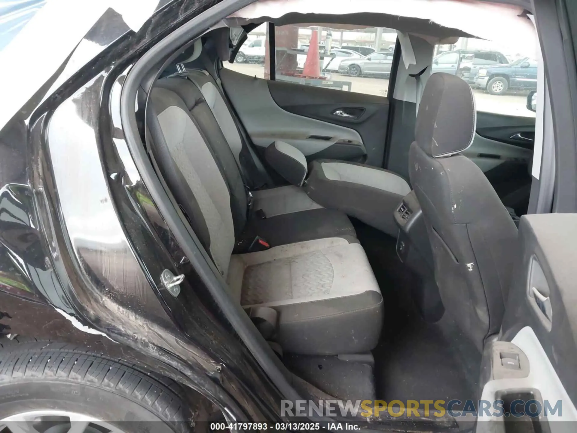 8 Photograph of a damaged car 3GNAXHEG1RL142689 CHEVROLET EQUINOX 2024