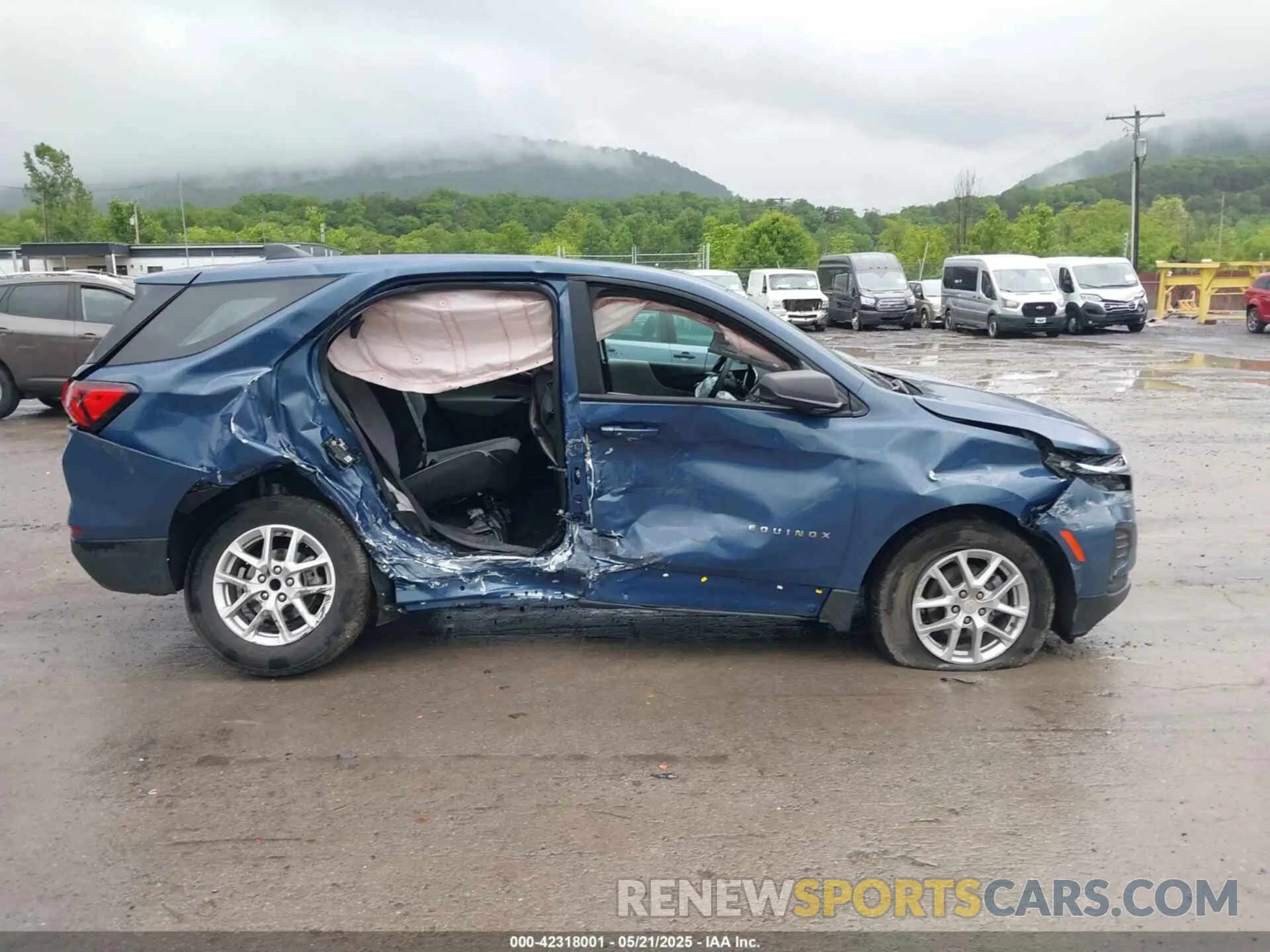14 Photograph of a damaged car 3GNAXHEG1RL169794 CHEVROLET EQUINOX 2024