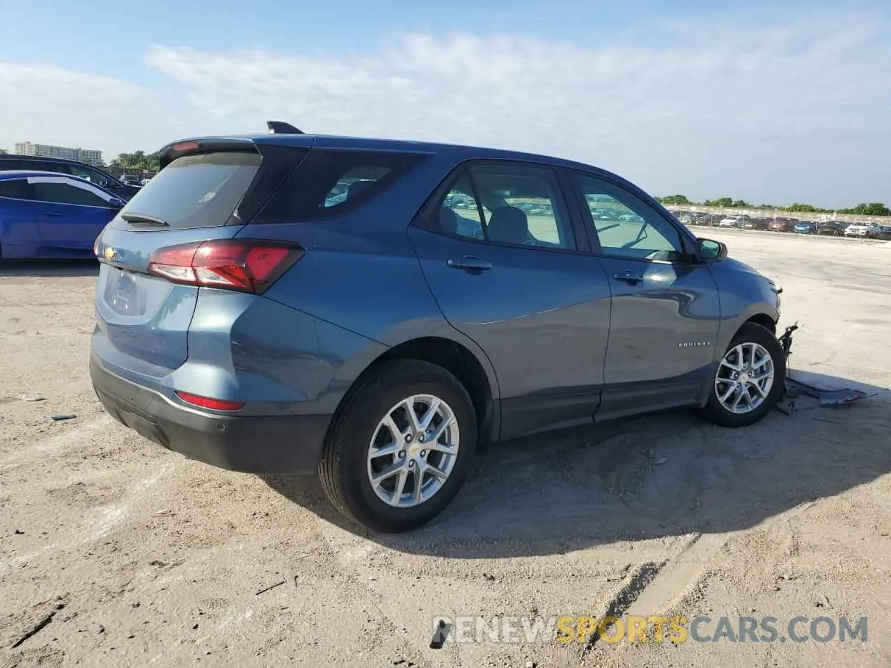 3 Photograph of a damaged car 3GNAXHEG1RL330421 CHEVROLET EQUINOX 2024