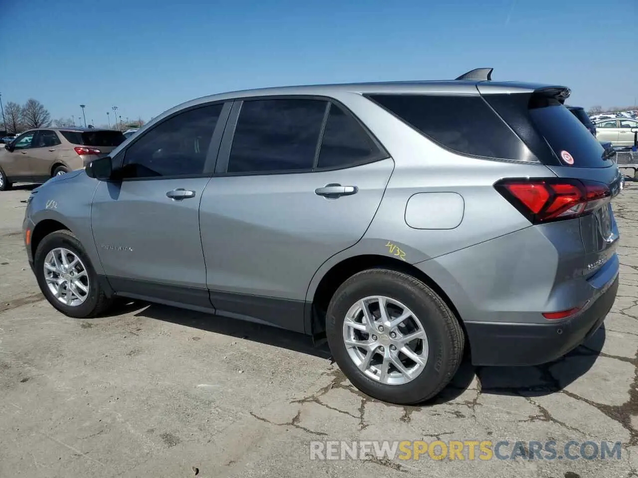 2 Photograph of a damaged car 3GNAXHEG1RL375309 CHEVROLET EQUINOX 2024