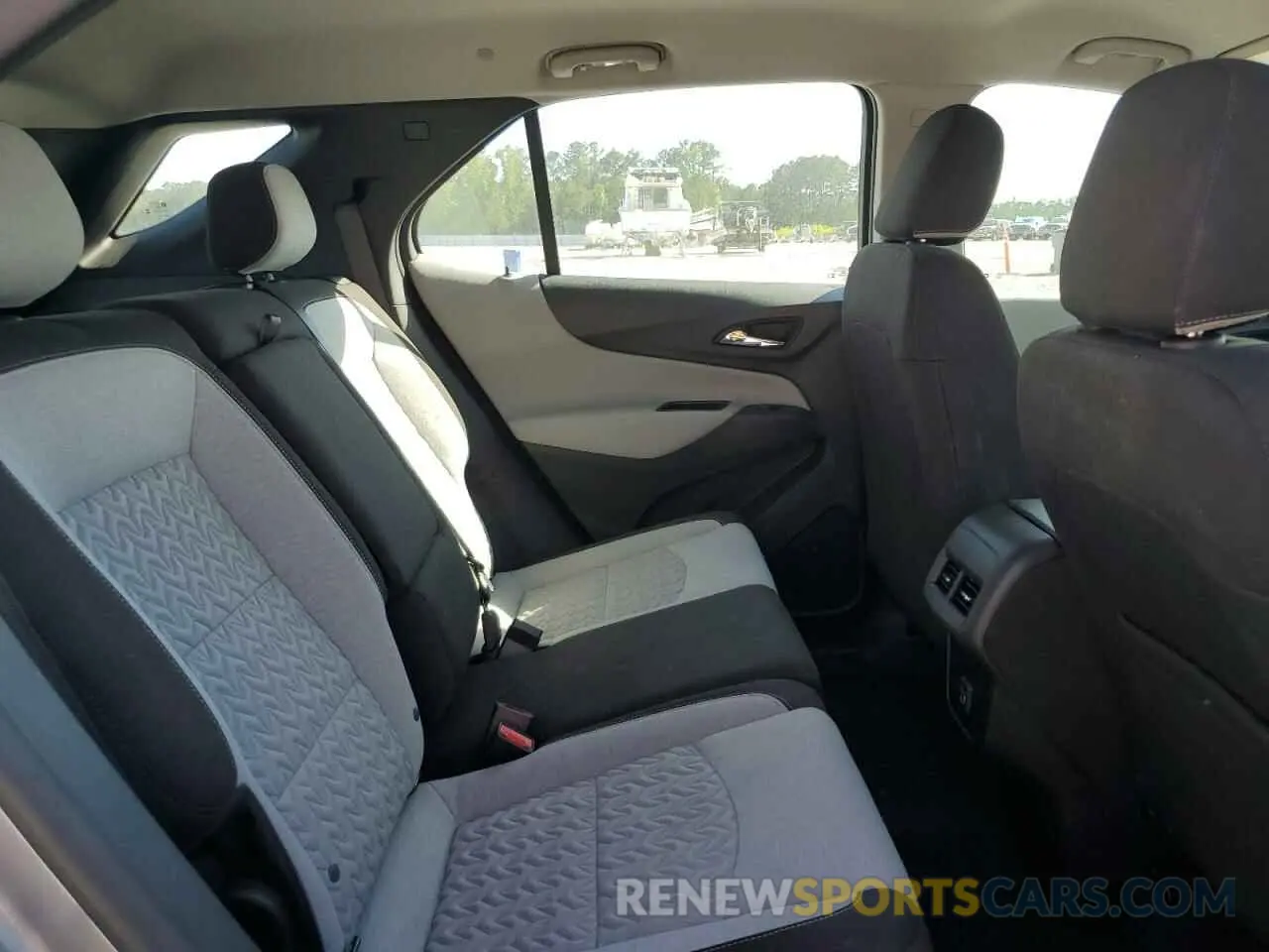 11 Photograph of a damaged car 3GNAXHEG2RL139025 CHEVROLET EQUINOX 2024