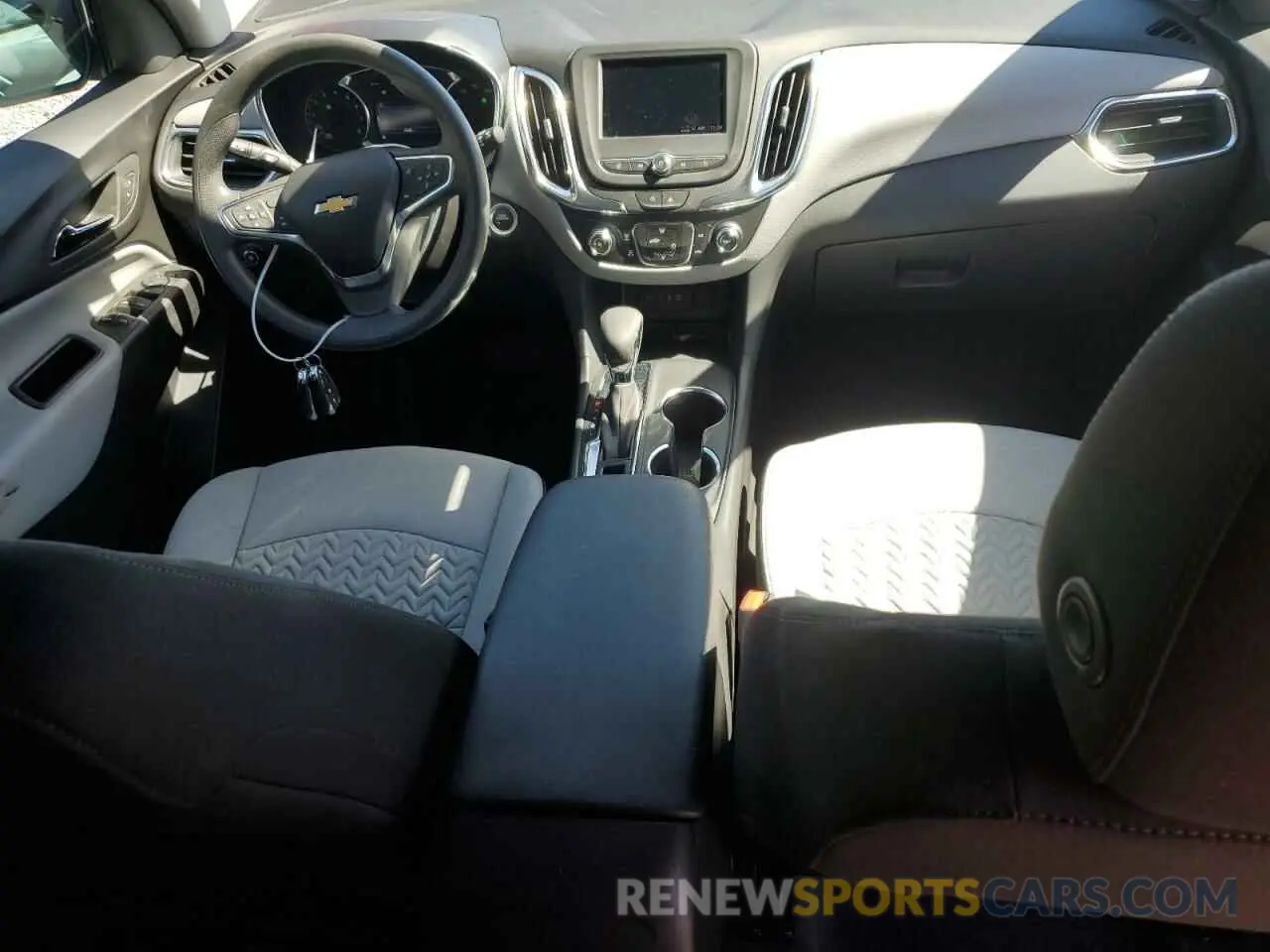 8 Photograph of a damaged car 3GNAXHEG2RL189519 CHEVROLET EQUINOX 2024