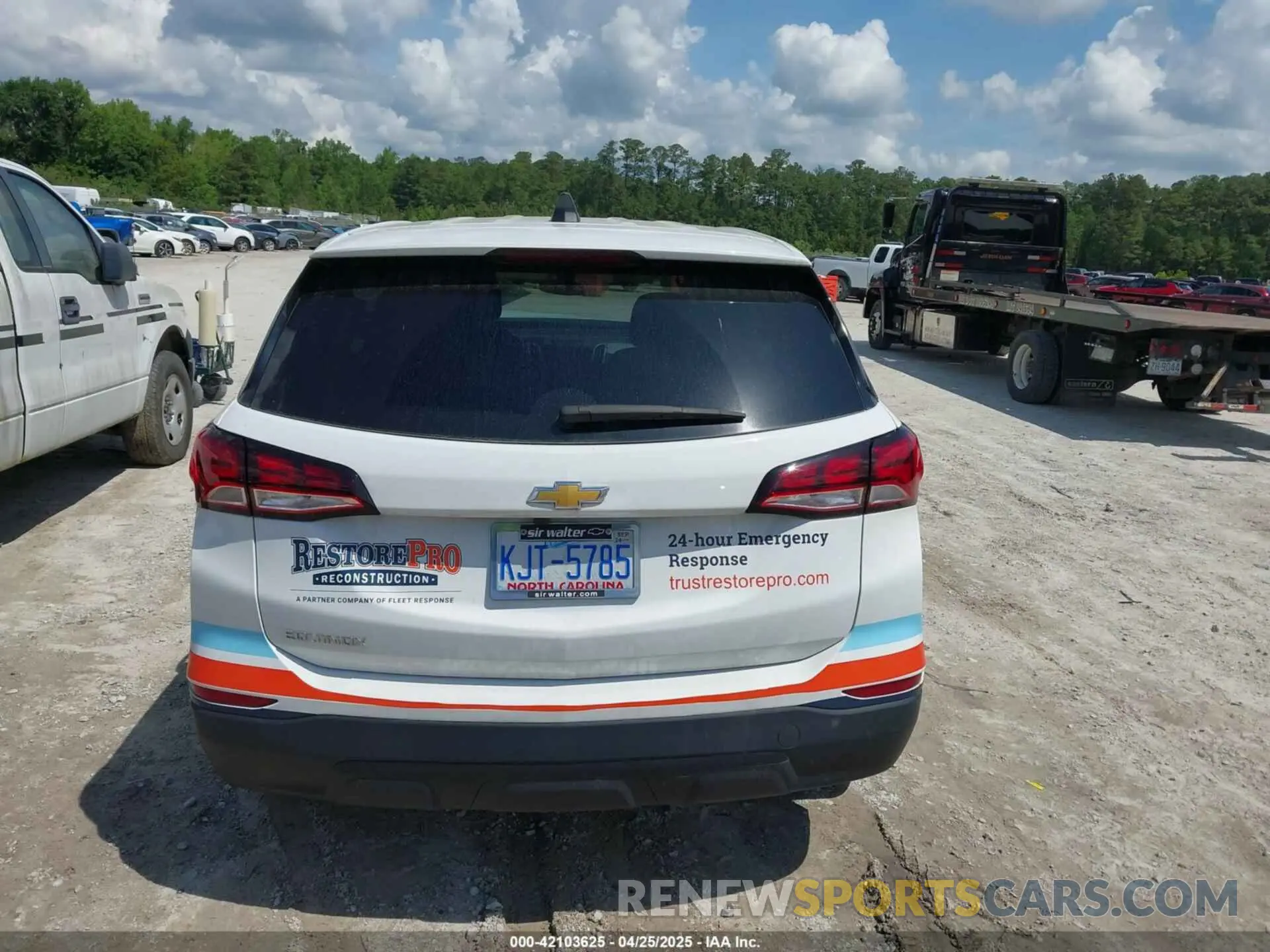 16 Photograph of a damaged car 3GNAXHEG3RL110391 CHEVROLET EQUINOX 2024