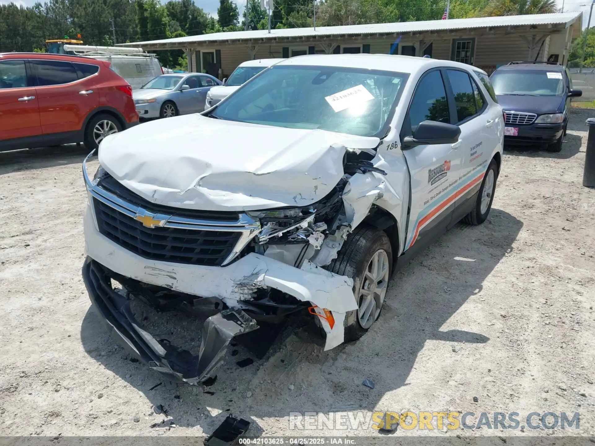 6 Photograph of a damaged car 3GNAXHEG3RL110391 CHEVROLET EQUINOX 2024