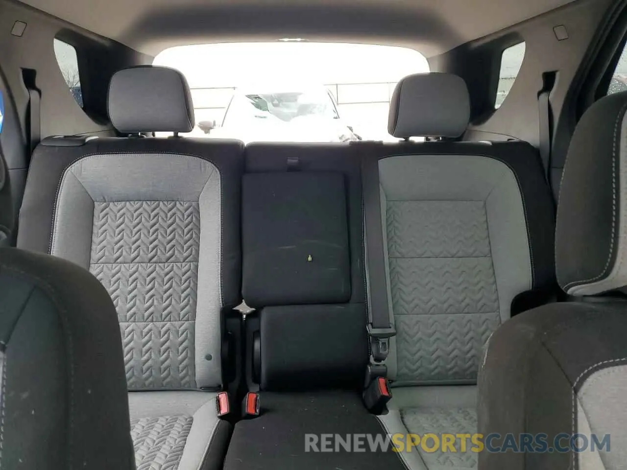 10 Photograph of a damaged car 3GNAXHEG4RL215098 CHEVROLET EQUINOX 2024