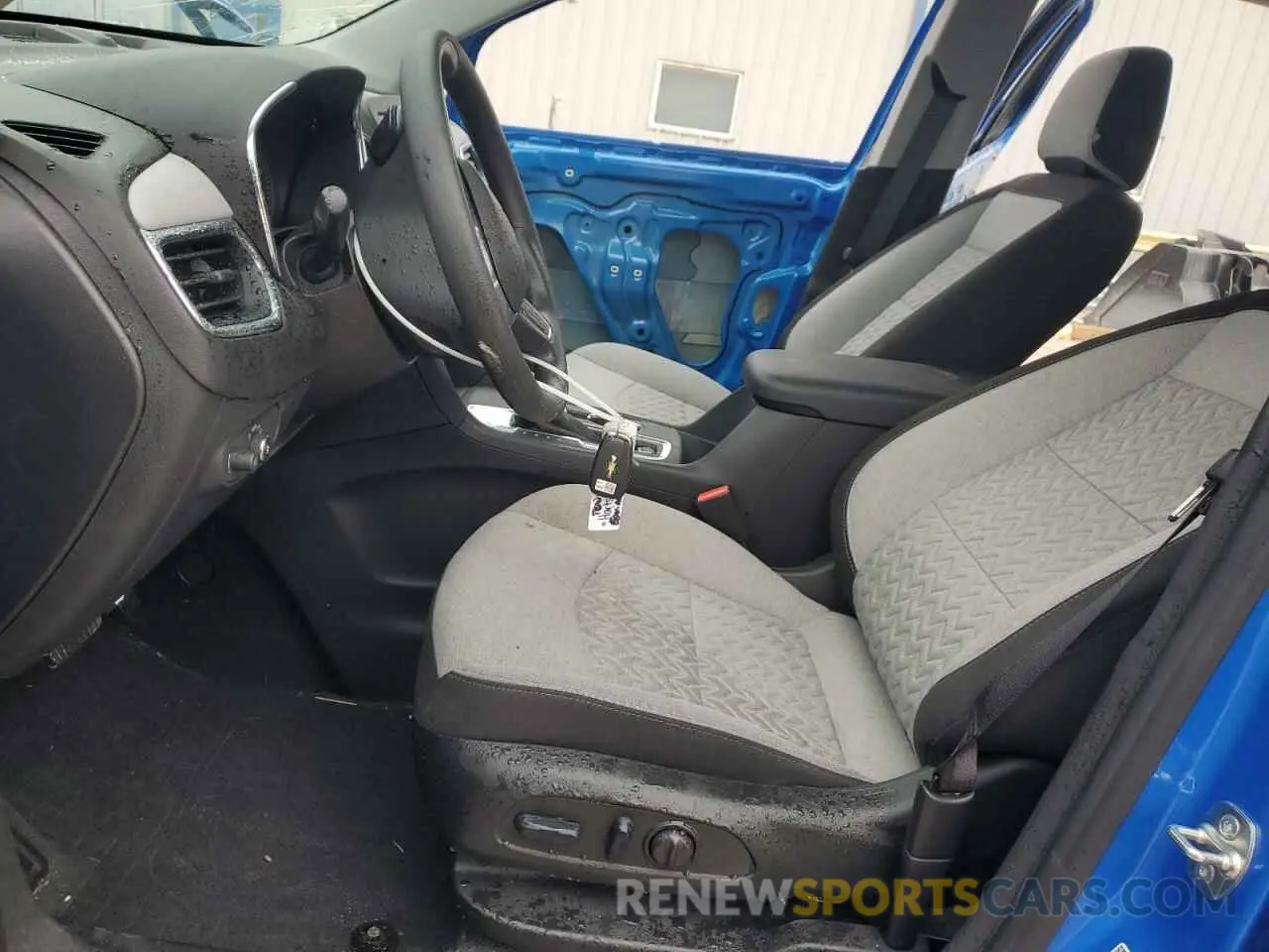 7 Photograph of a damaged car 3GNAXHEG4RL215098 CHEVROLET EQUINOX 2024