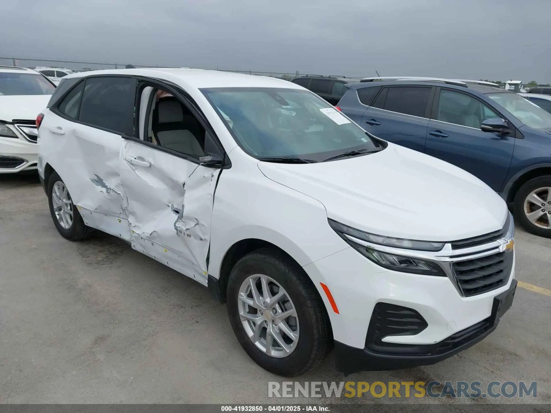 1 Photograph of a damaged car 3GNAXHEG4RL217496 CHEVROLET EQUINOX 2024