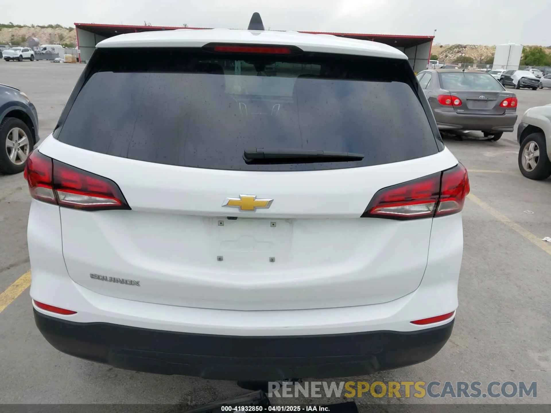 17 Photograph of a damaged car 3GNAXHEG4RL217496 CHEVROLET EQUINOX 2024