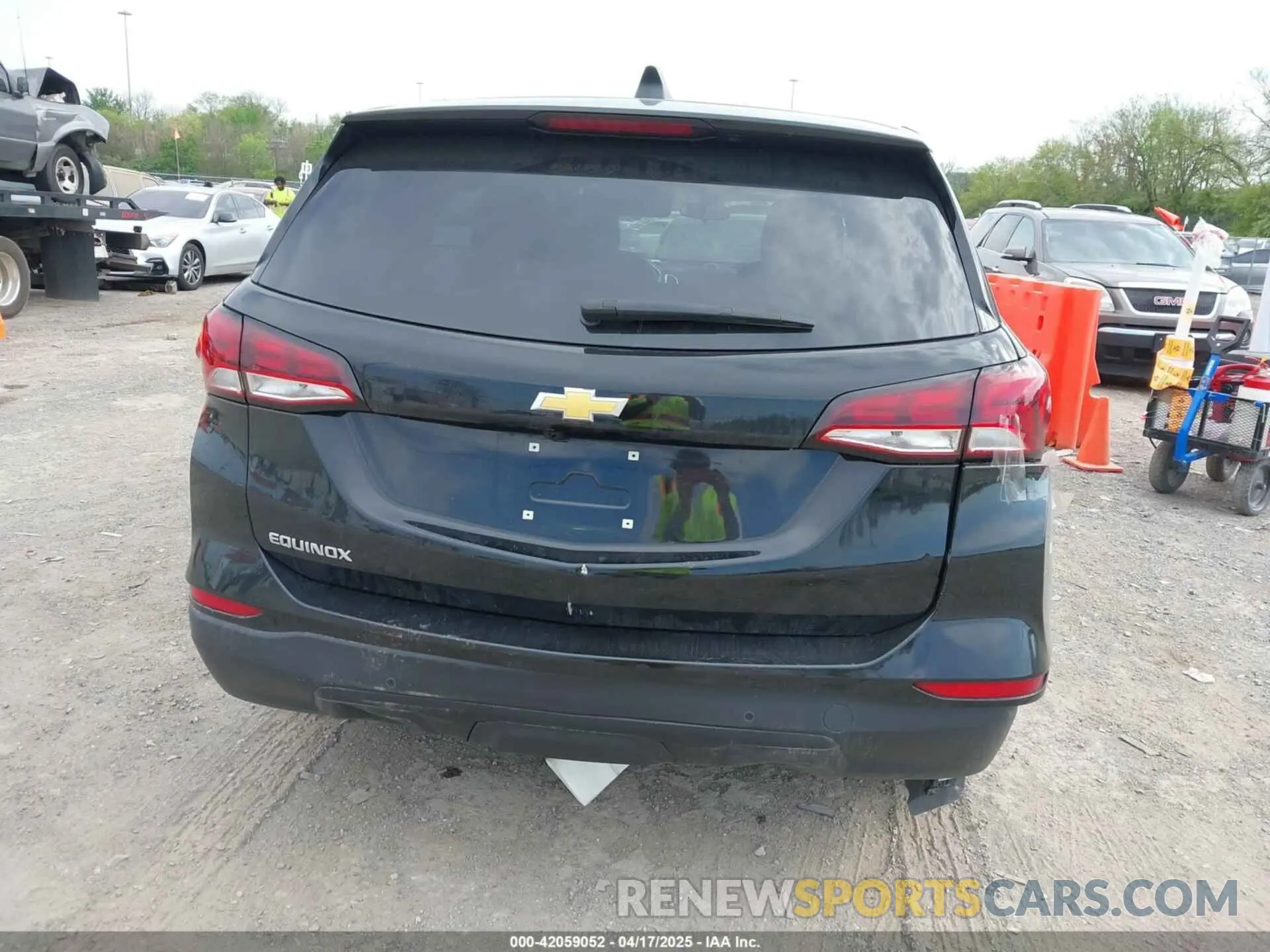 16 Photograph of a damaged car 3GNAXHEG4RL324998 CHEVROLET EQUINOX 2024