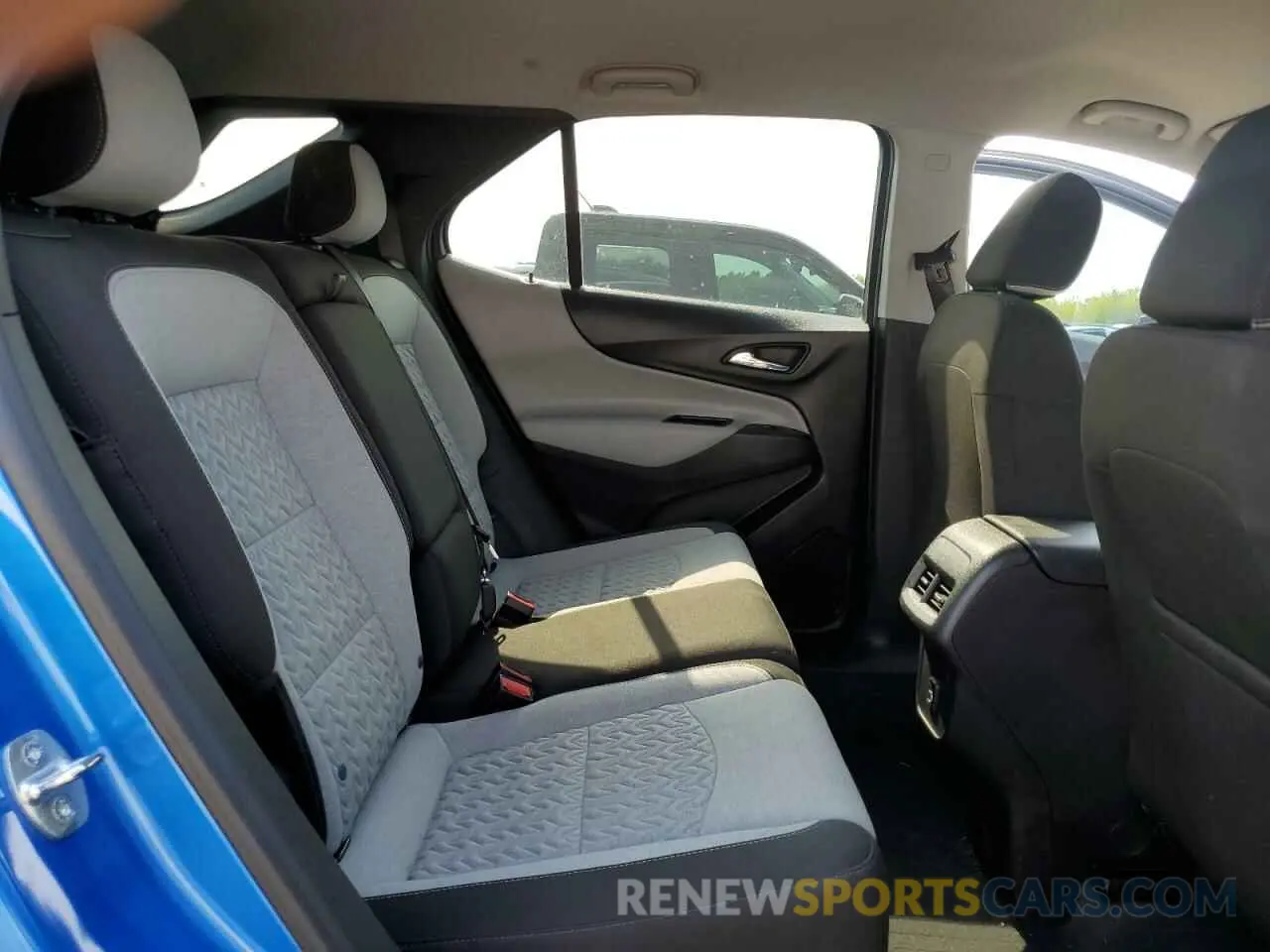 11 Photograph of a damaged car 3GNAXHEG5RL147068 CHEVROLET EQUINOX 2024