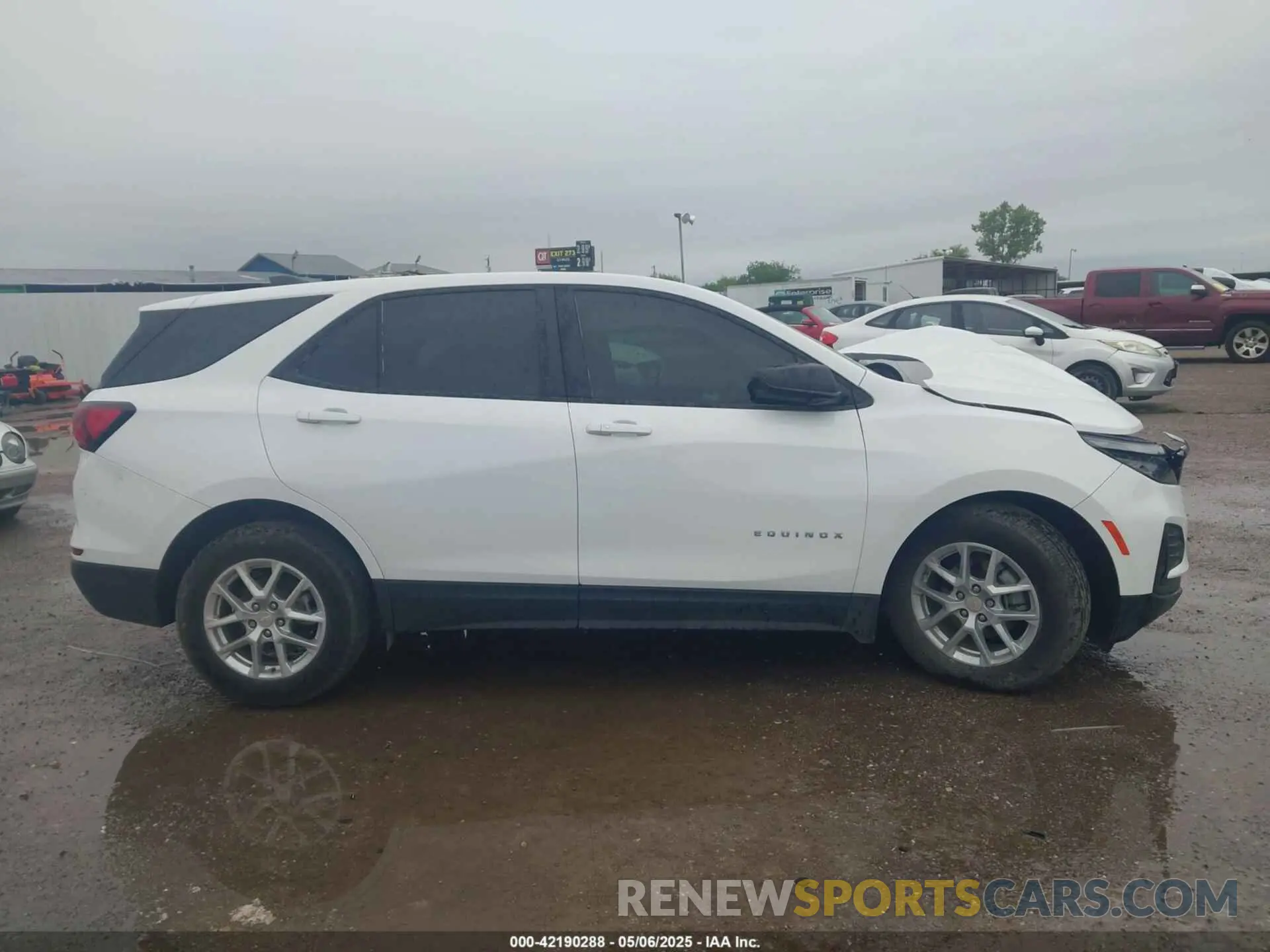 12 Photograph of a damaged car 3GNAXHEG5RL200500 CHEVROLET EQUINOX 2024